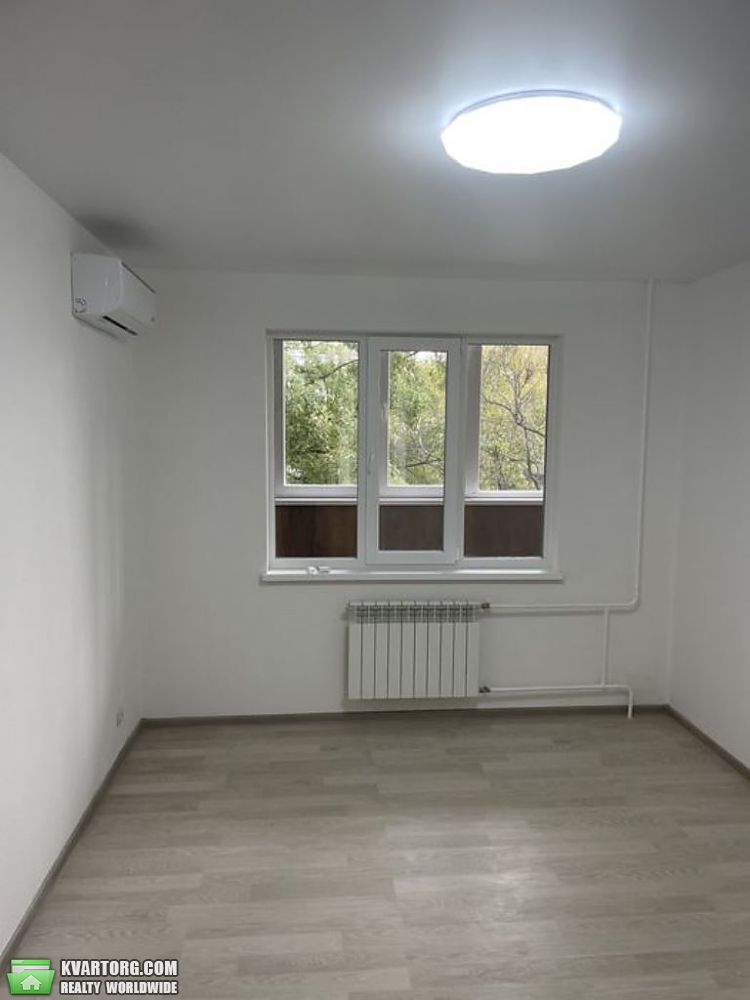 Sell 2-room apartment. Киев,  Радужная — photo 7