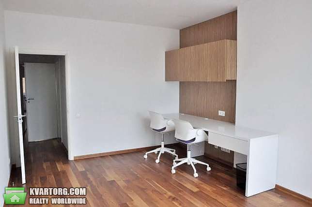Rent out 3-room apartment. Киев,  Мишуги — photo 6