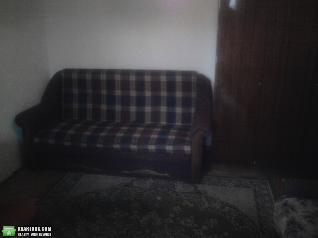 Rent out 2-room apartment. Киев,  Демиевская — photo 2