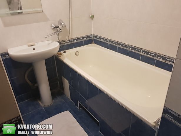 Rent out 1-room apartment. Киев,  Харьковское шоссе — photo 7
