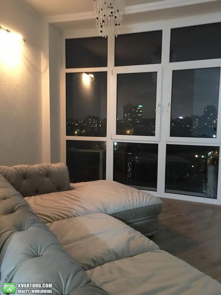 Rent out 2-room apartment. Киев,  Глубочицкая — photo 3