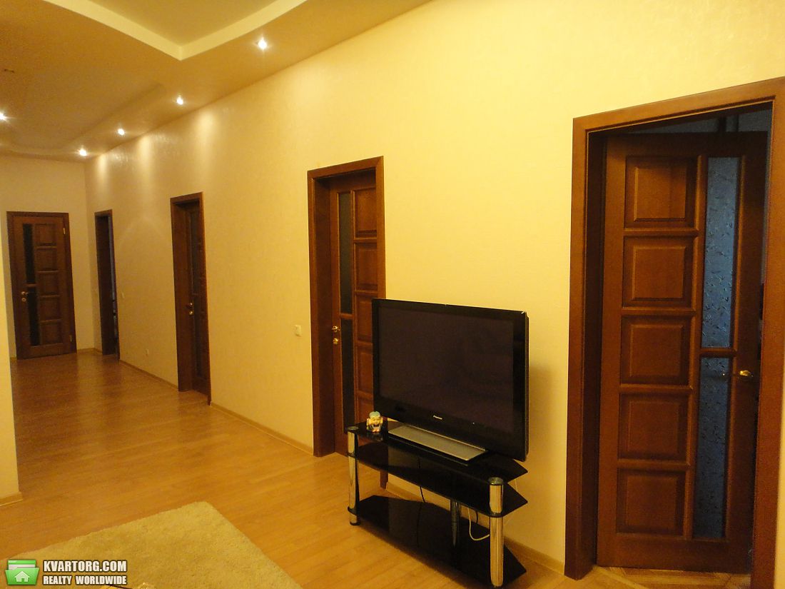 Sell 3-room apartment. Киев, Коновальца Щорса — photo 2