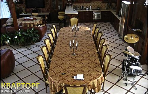 Rent out house. Киев,  Садовая — photo 3