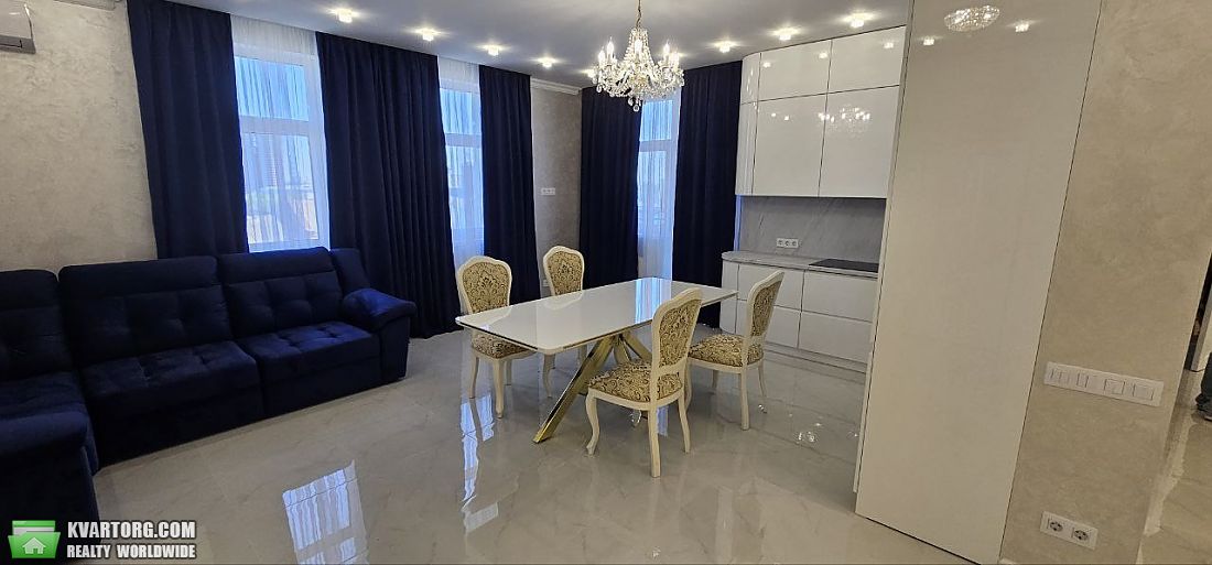 Sell 3-room apartment. Киев,  Спасская — photo 5