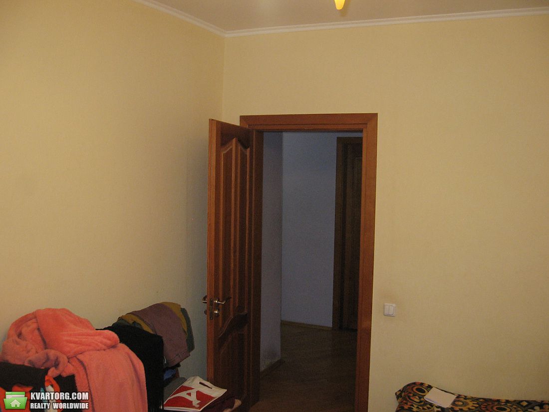Sell 3-room apartment. Киев,  Бажана — photo 2