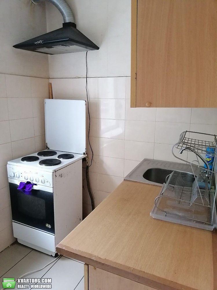Rent out 1-room apartment. Киев,  Нежинская — photo 10