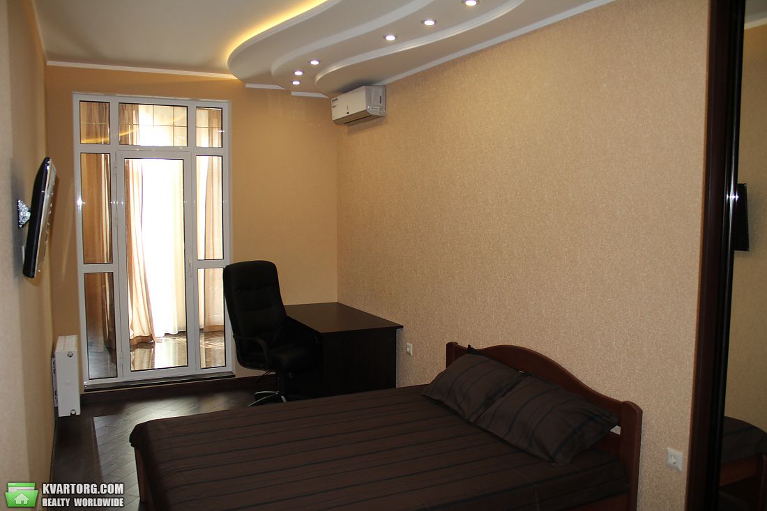 Rent out 3-room apartment. Одесса, военный спуск — photo 8