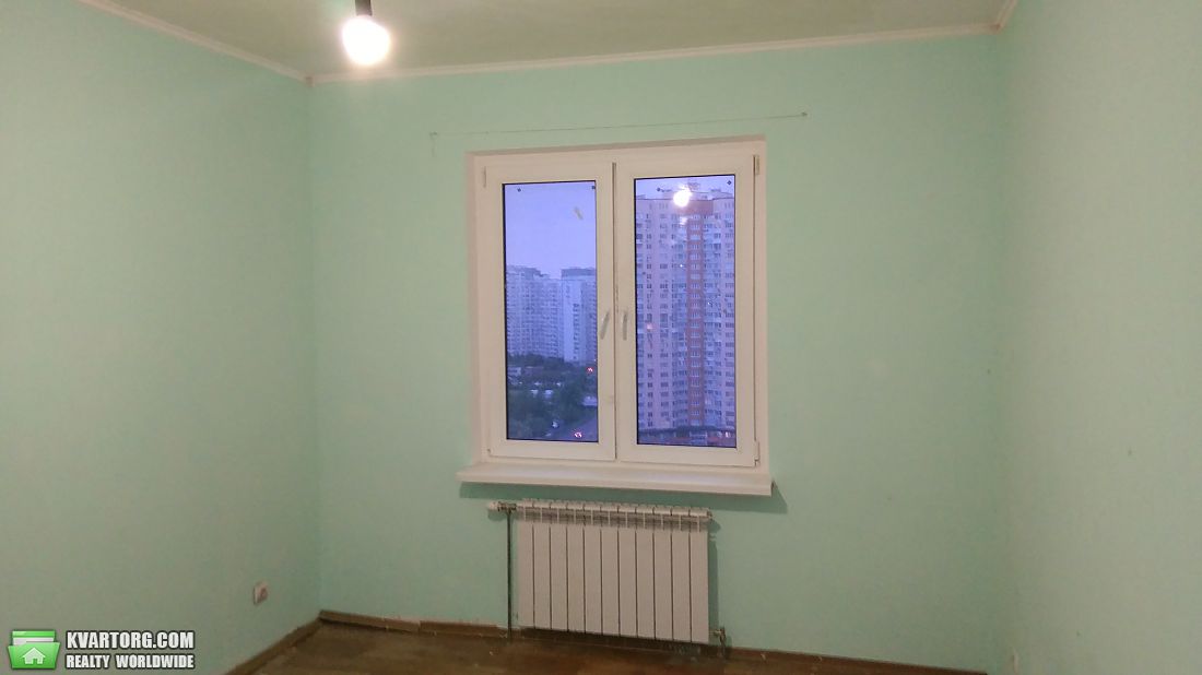 Rent out 3-room apartment. Киев,  Чавдар — photo 3