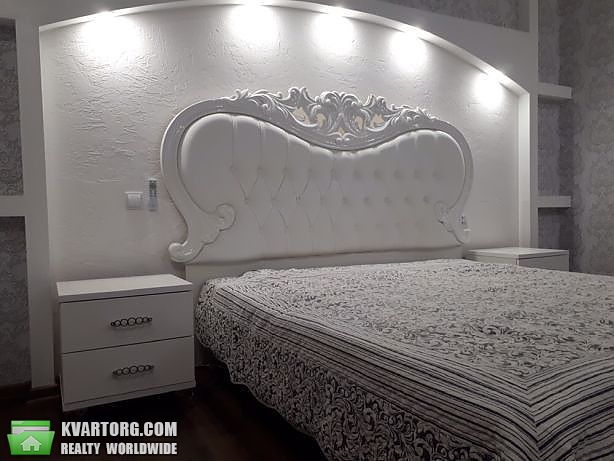 Sell 3-room apartment. Киев,  Метрологическая — photo 5
