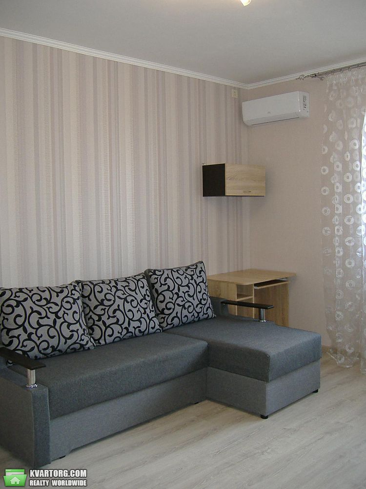 Sell 1-room apartment. Киев, Максимовича — photo 1
