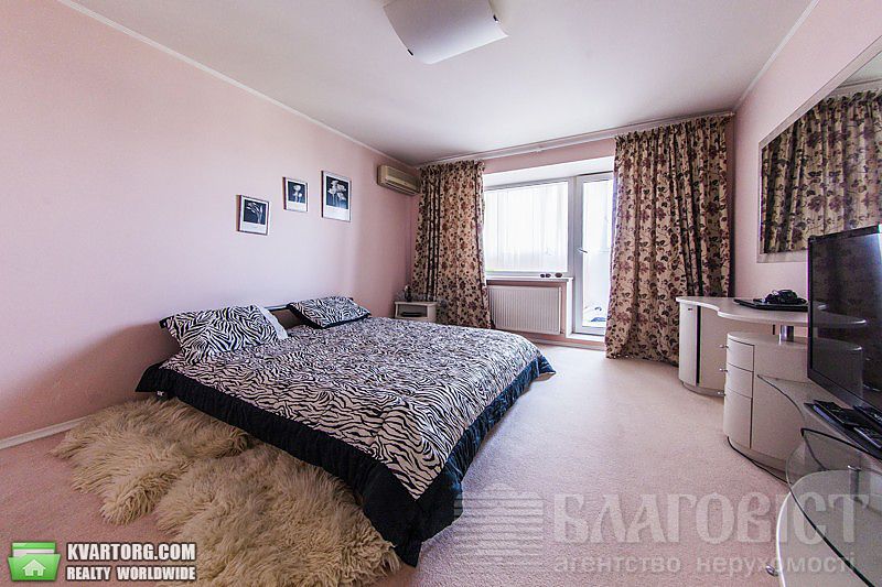 Sell 3-room apartment. Киев,  Никольско-Слободская — photo 4