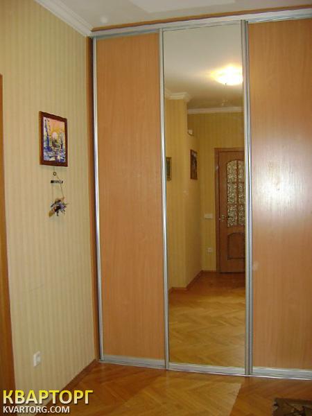 Rent out 1-room apartment. Киев,  Окипной — photo 3