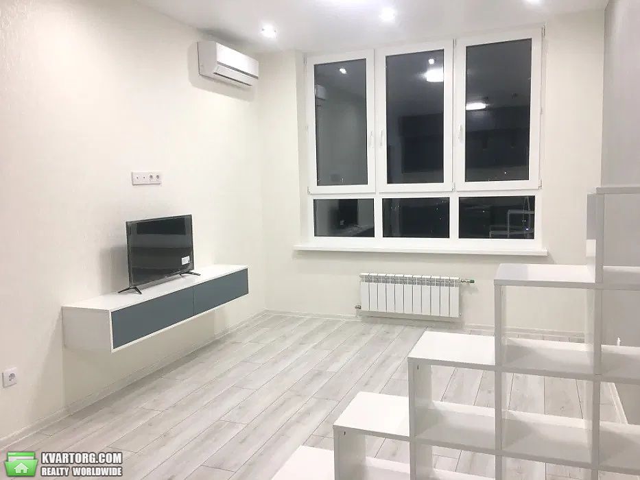 Sell 1-room apartment. Киев,  Драгоманова — photo 1