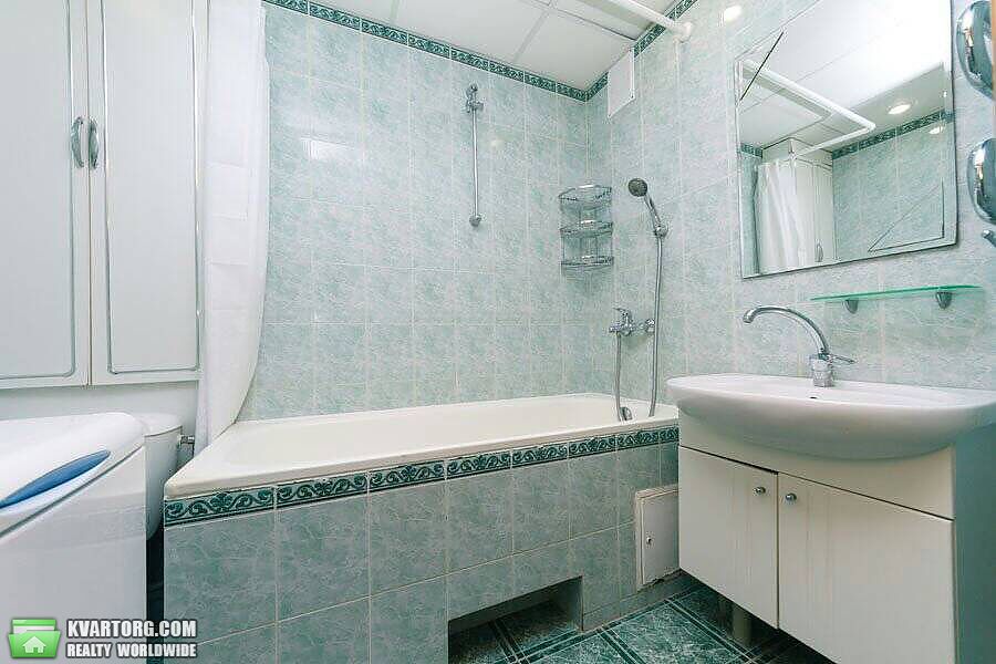 Rent out 2-room apartment. Киев, Бассейная — photo 2