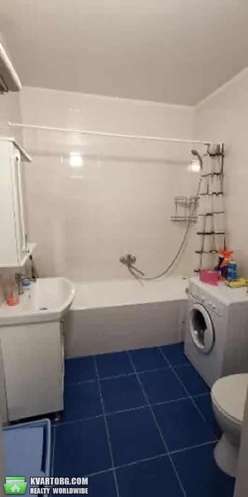 Rent out 2-room apartment. Киев, Вильямса — photo 7
