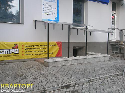 Rent out shop. Киев,  Жилянская — photo 1