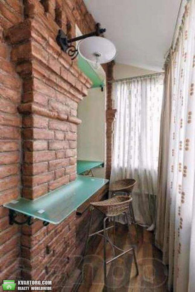 Rent out 3-room apartment. Киев,  Михайловская — photo 4