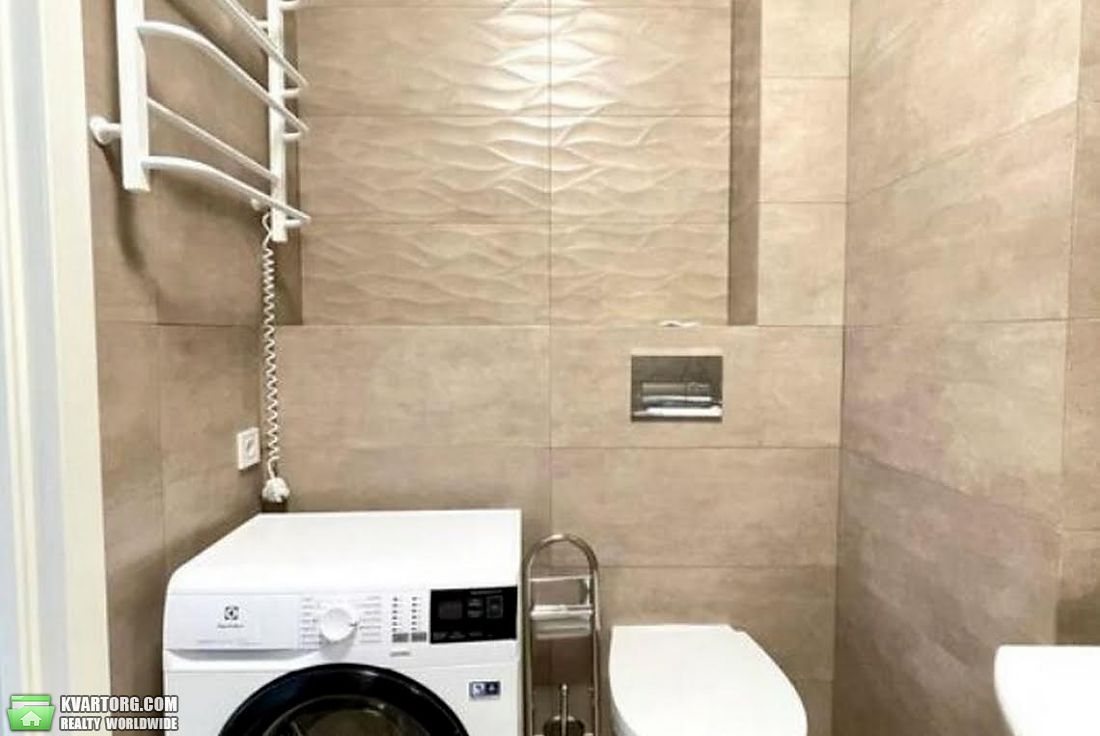 Rent out 1-room apartment. Киев,  Трутенко — photo 7