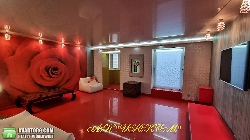 Sell 3-room apartment. Донецк, 50 летия СССР — photo 1