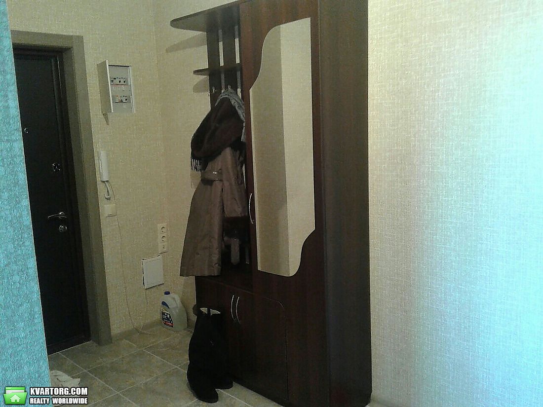 Rent out 2-room apartment. Киев, Метрологическая — photo 7