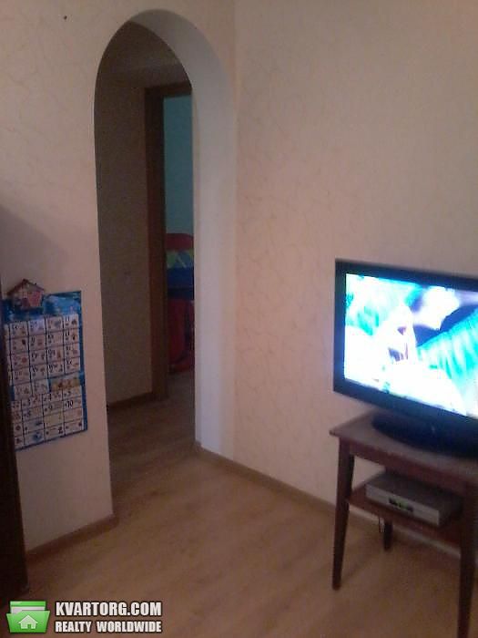 Sell 3-room apartment. Киев,  Дегтяревская — photo 2