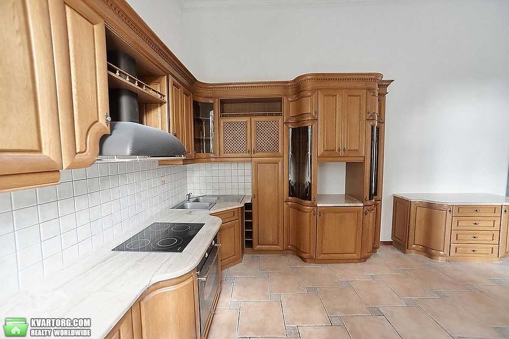 Rent out 4-room apartment. Киев,  Гончара — photo 8