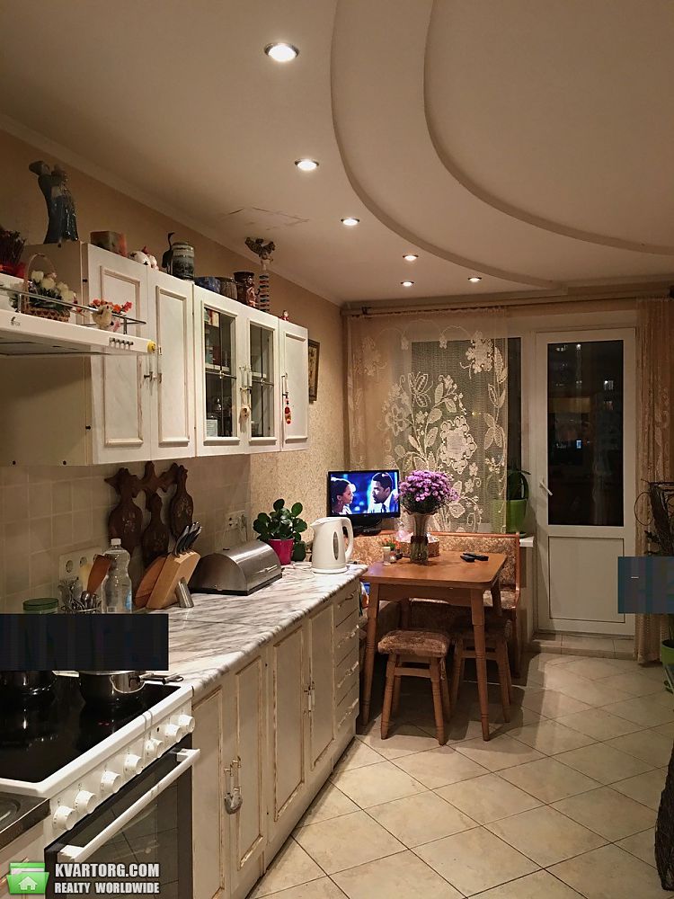 Sell 3-room apartment. Киев,  Героев Сталинграда пр — photo 1