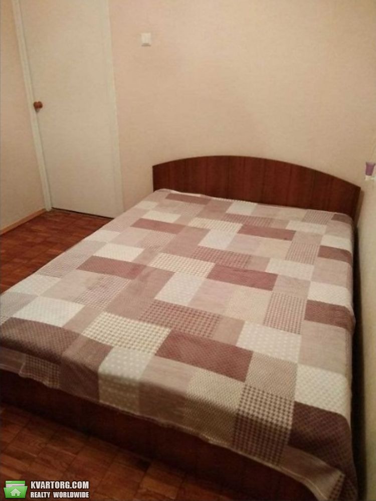 Rent out 2-room apartment. Киев, Бучми — photo 1