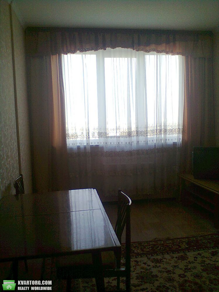 Rent out 1-room apartment. Киев, Наталии Ужвий — photo 8