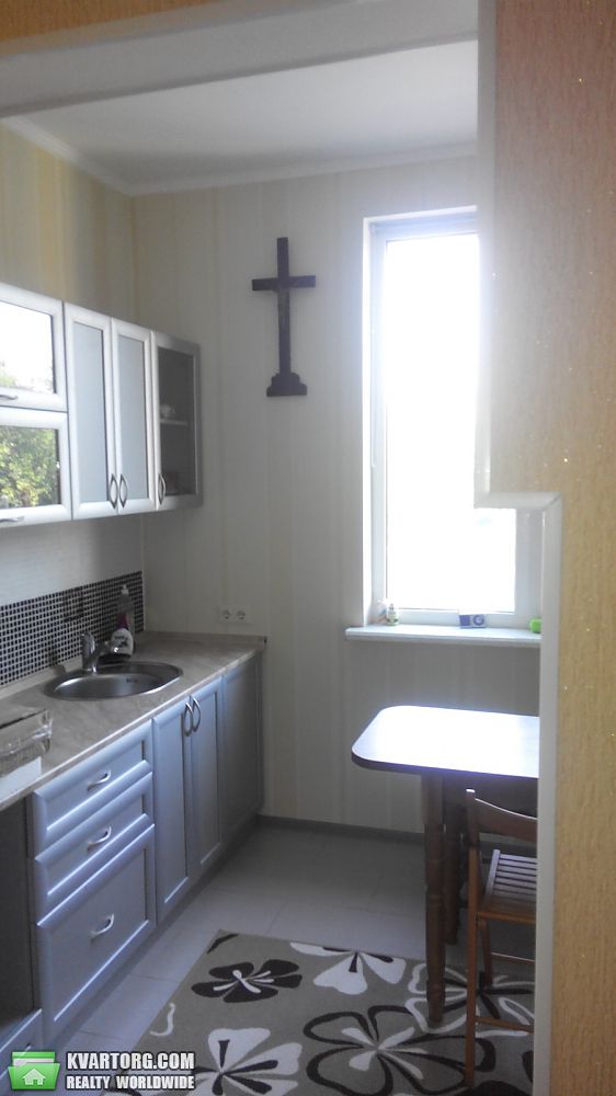 Rent out house. Киев,  Садовая — photo 7
