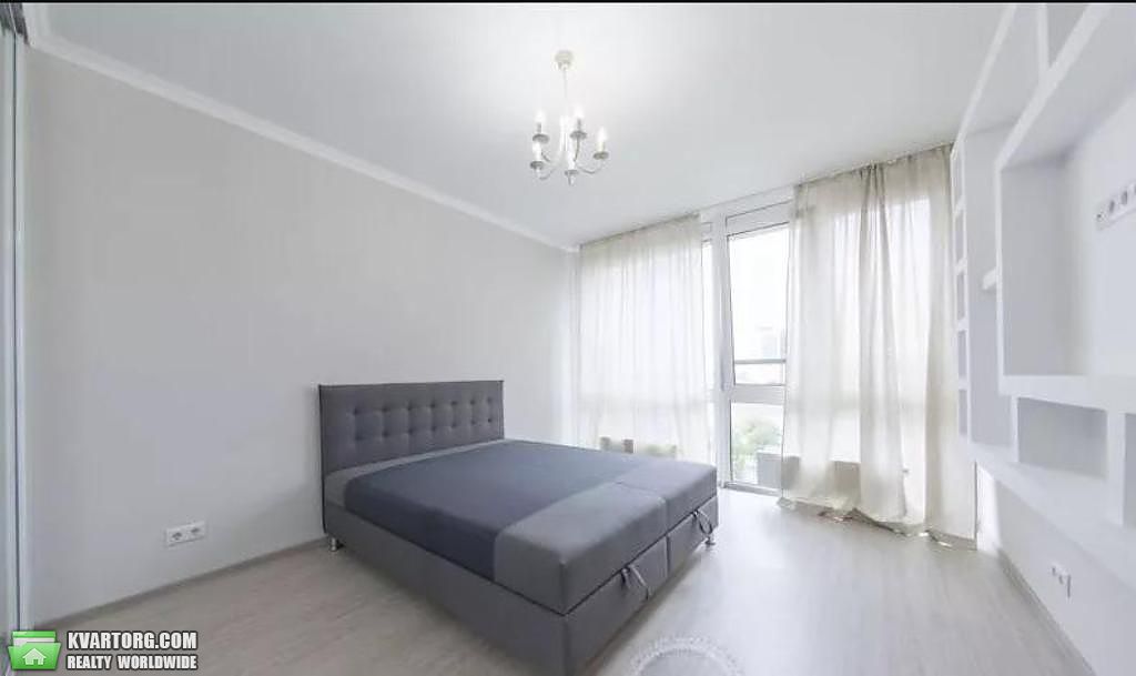 Rent out 2-room apartment. Киев,  Златоустовская — photo 4
