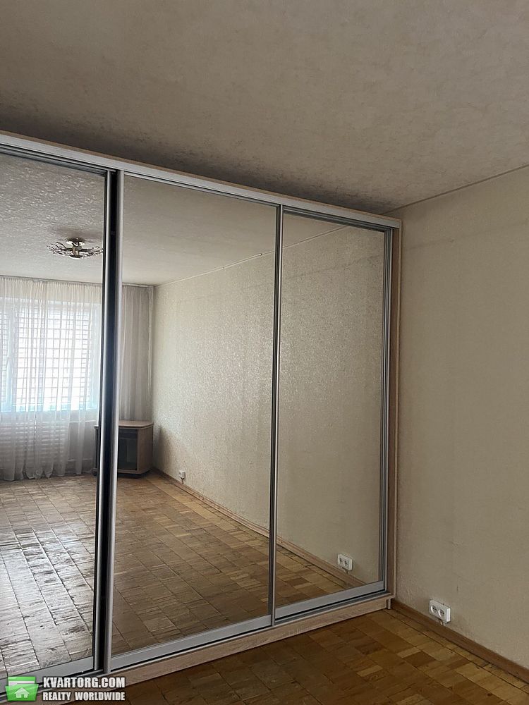 Rent out 2-room apartment. Киев, Демеевская — photo 5