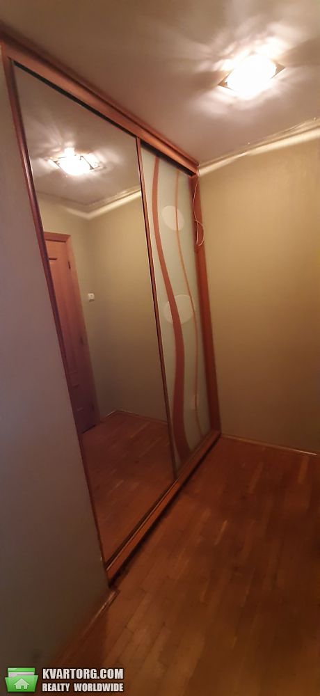 Rent out 3-room apartment. Киев,  Приречная — photo 5
