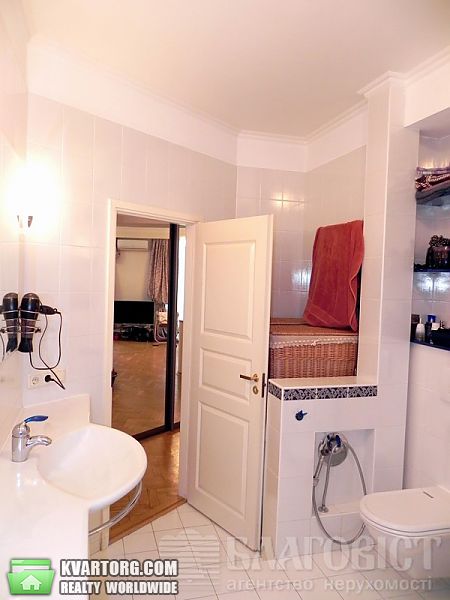 Sell 3-room apartment. Киев, Щорса — photo 9