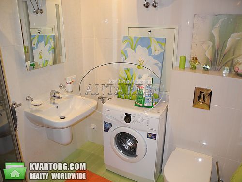 Rent out 3-room apartment. Киев, Механизаторов — photo 9