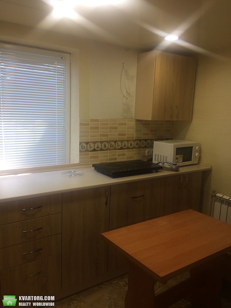 Rent out house. Днепропетровск, Крошки — photo 1