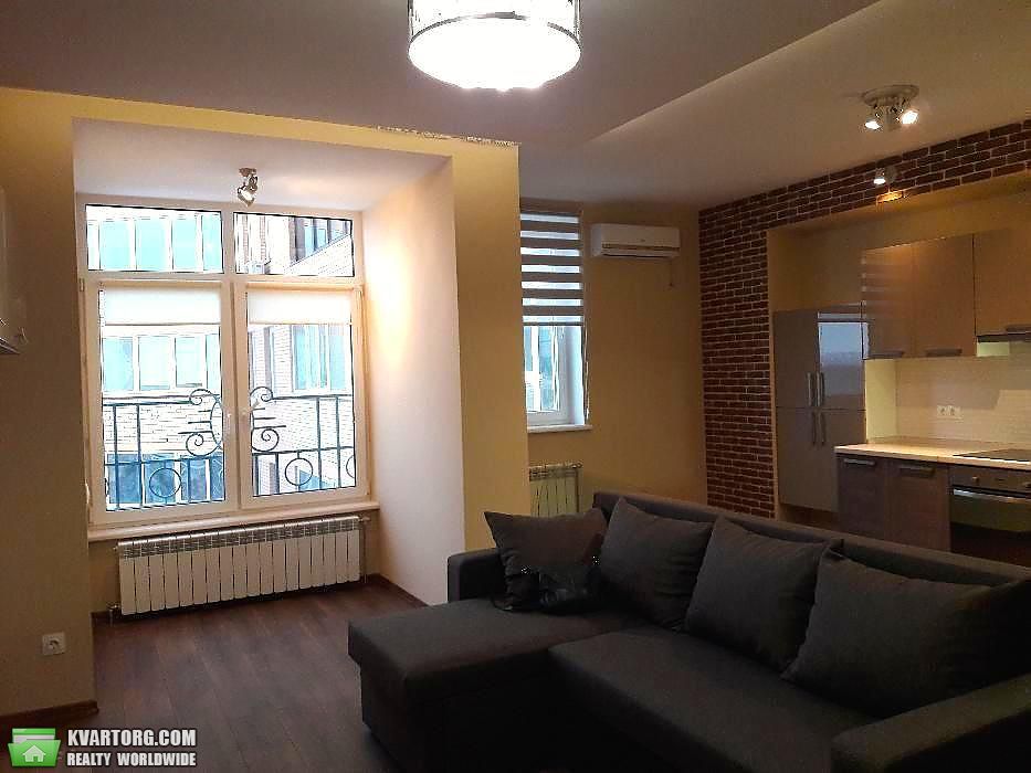 Rent out 1-room apartment. Киев, Деловая — photo 2