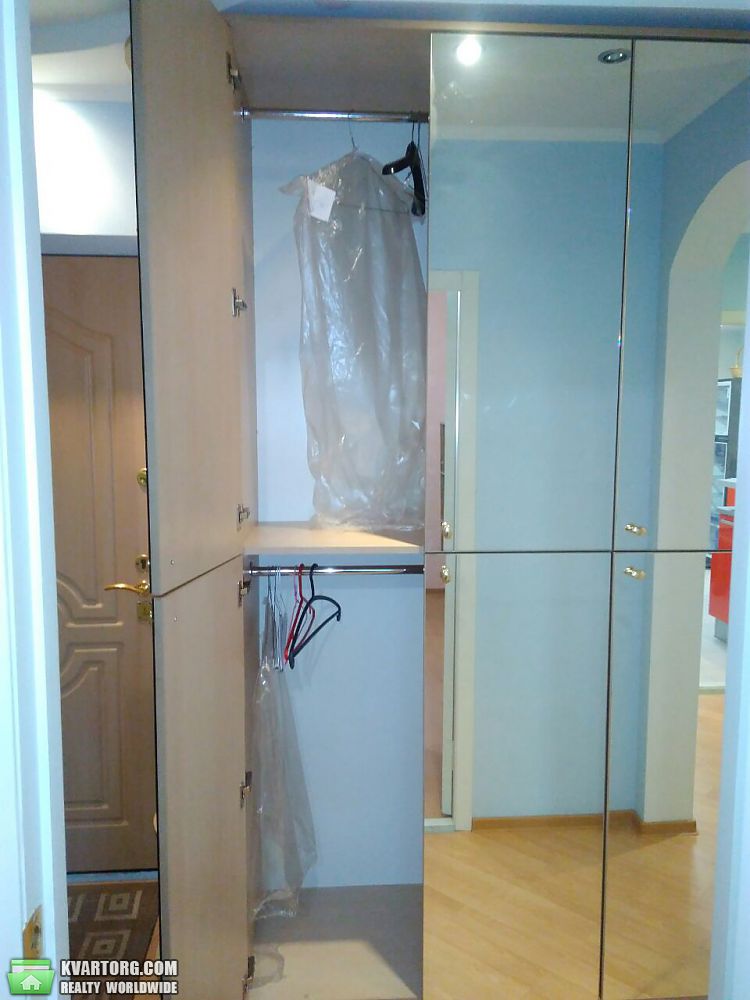 Rent out 2-room apartment. Киев,  Ахматовой — photo 3