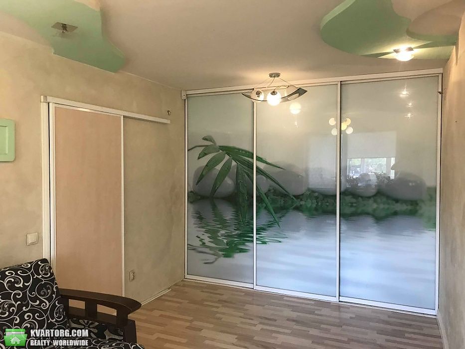 Sell 2-room apartment. Киев,  Малиновского — photo 2