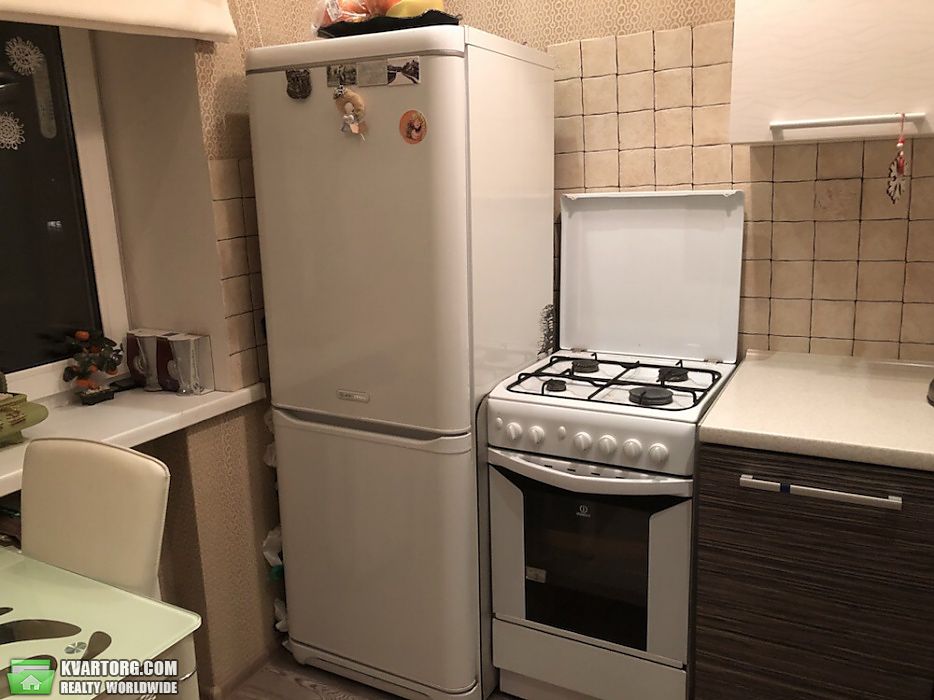 Sell 3-room apartment. Киев,  Красноткацкая — photo 2