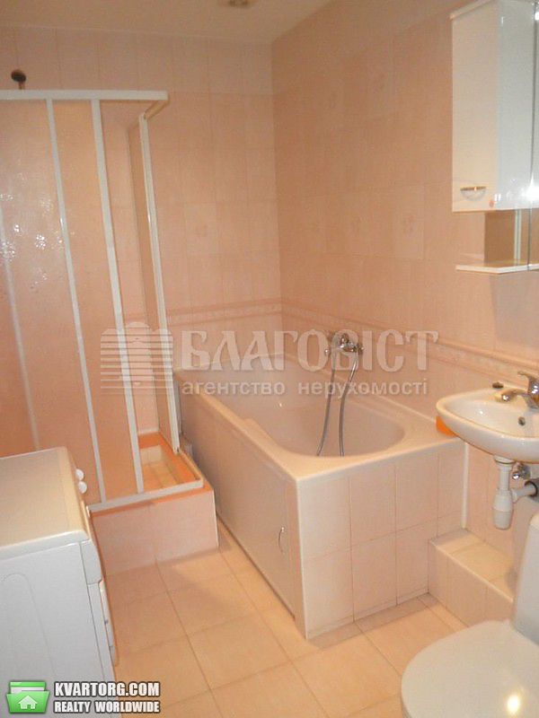 Rent out 2-room apartment. Киев,  Чорновола Вячеслава — photo 9