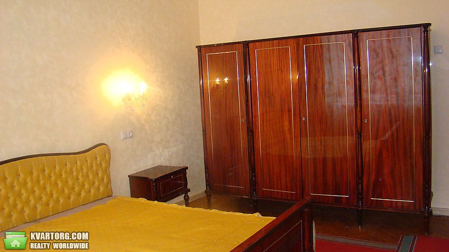 Sell 2-room apartment. Киев,  Арсенальная — photo 1