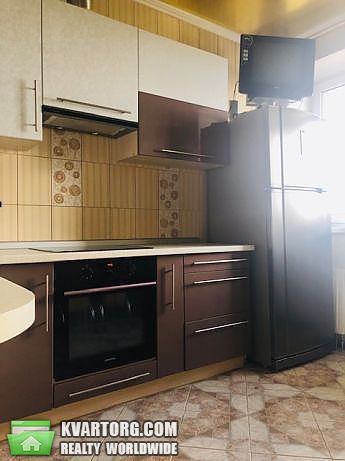 Rent out 3-room apartment. Киев,  Наумова — photo 9