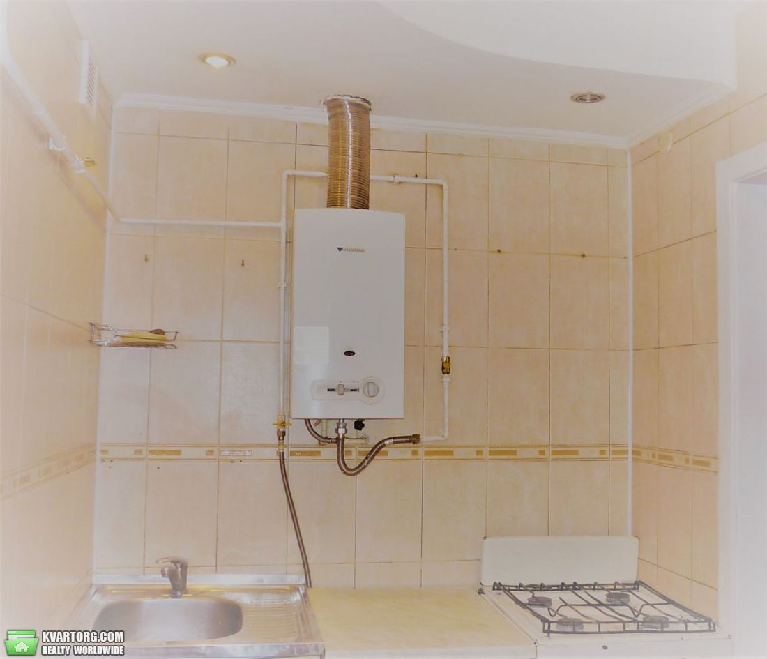 Sell 2-room apartment. Киев,  Автозаводская — photo 4
