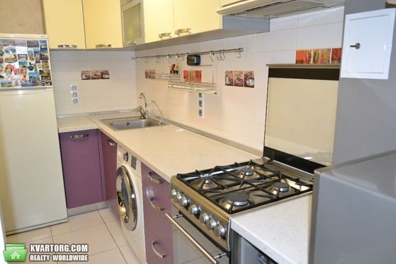 Sell 1-room apartment. Киев,  Львовская — photo 2