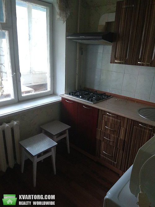 Rent out 1-room apartment. Киев, Шолом Алейхана — photo 1
