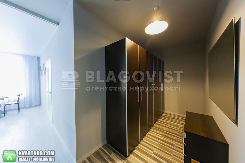 Rent out 1-room apartment. Киев,  Крушельницкой — photo 2