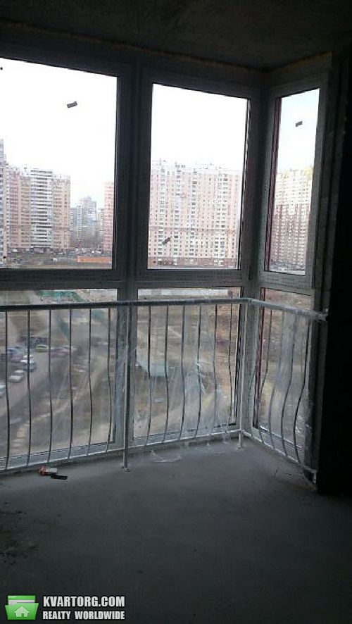 Sell 1-room apartment. Киев,  Драгоманова — photo 2