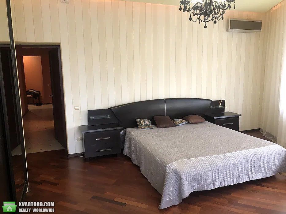 Rent out 2-room apartment. Львов, Чорновола — photo 7