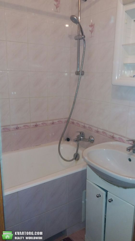 Rent out 2-room apartment. Киев,  Гетьмана — photo 10